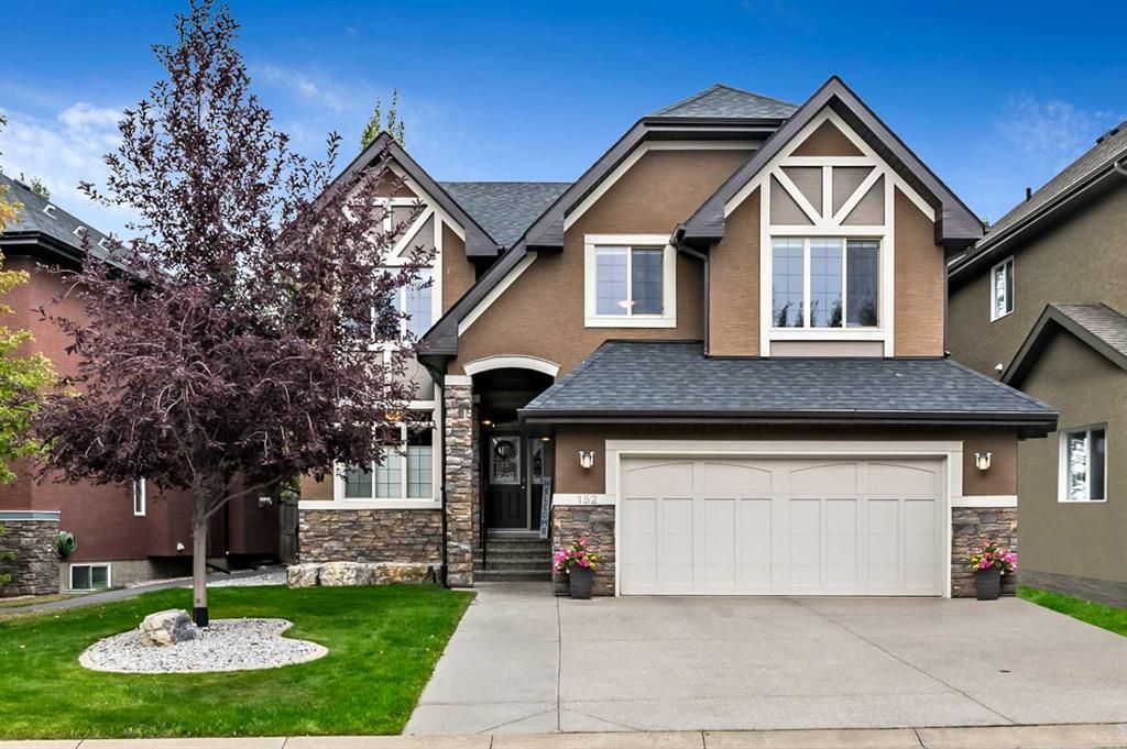 REMAX Real Estate Team - Magnussen has SOLD a property at 152 Cranarch CIRCLE SE in Calgary